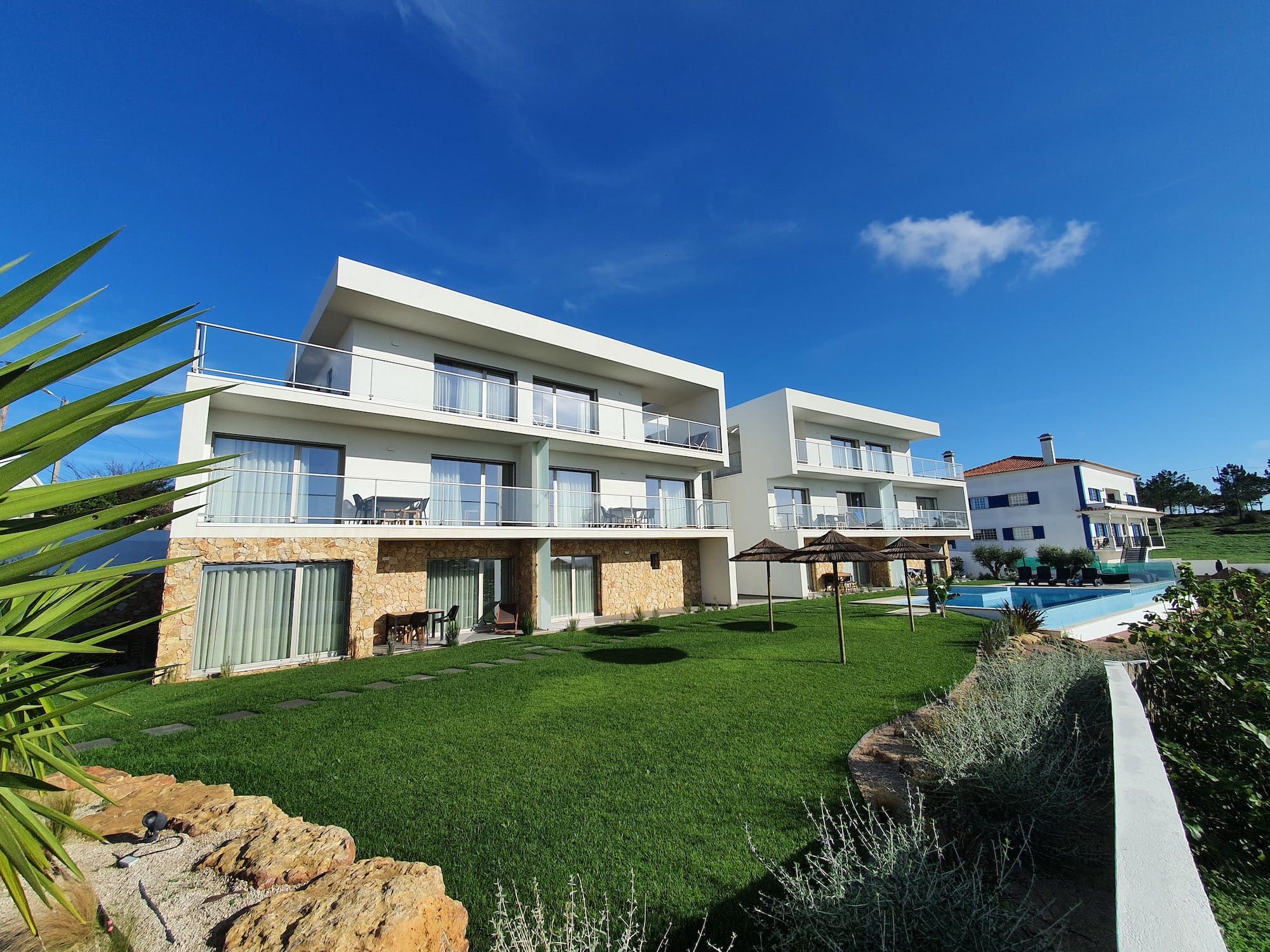 Accommodation in Portugal: Ericeira Surf Apartments